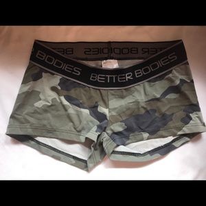 Better Bodies booty shorts. Size medium.